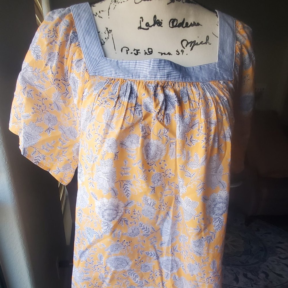 NWT Nautica Square Neck Floral Printed Women's Shirt